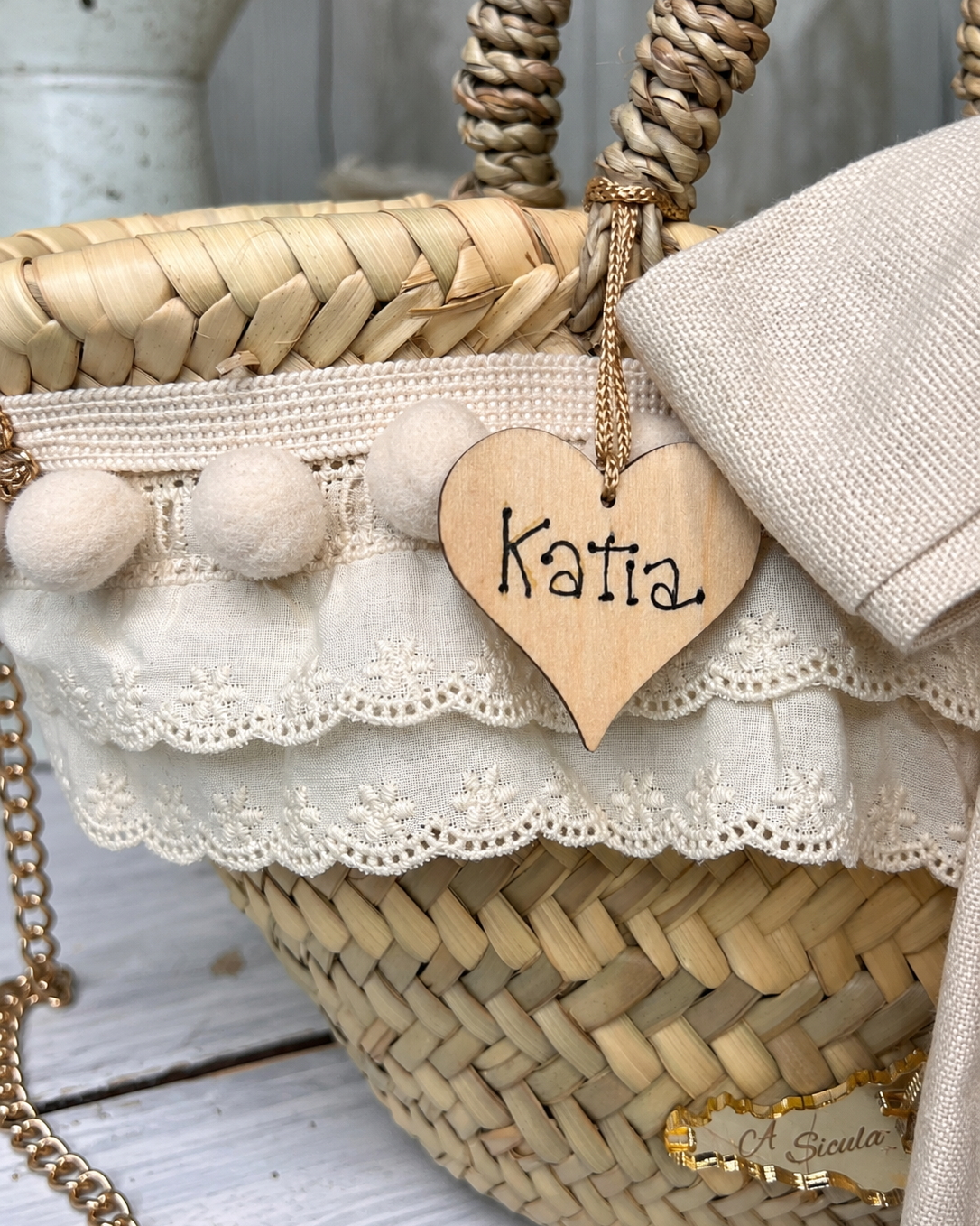 Personalized Straw Bag with Sangallo Lace and Bow